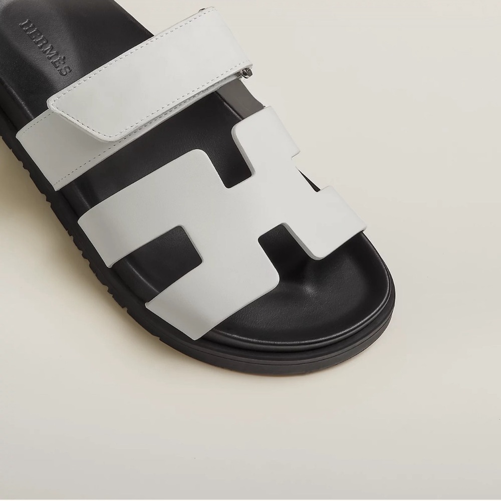 Hermes White Black Chypre Women’s Sandals 35.5 - Picture 4 of 4